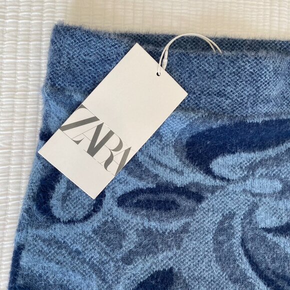 Blue Pattern Skirt from Zara - Picture 4 of 4